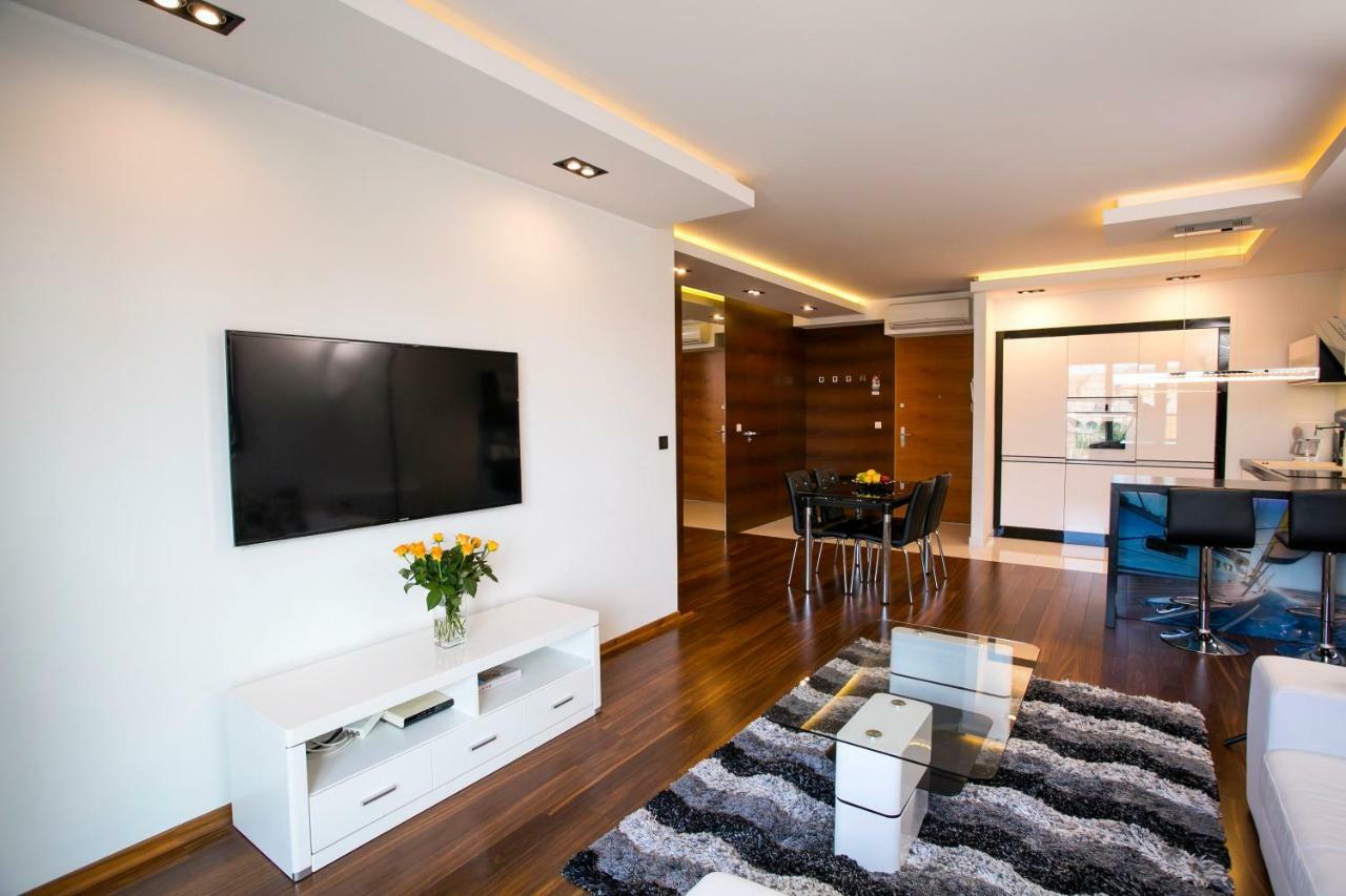 Apartament Amber Centrum Z Basenem Daire Gdansk Dış mekan fotoğraf