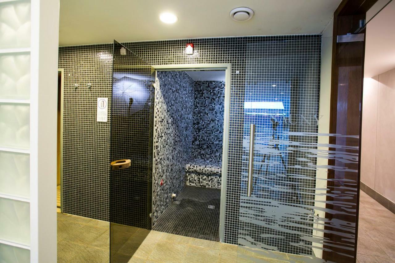 Apartament Amber Centrum Z Basenem Daire Gdansk Dış mekan fotoğraf